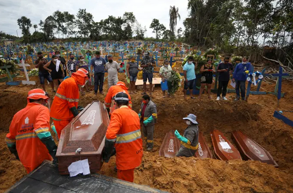 Novo coronavírus já matou mais de mil pessoas e infectou quase 13 mil no Amazonas (Foto: Bruno Kelly | Reuters)