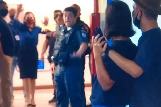 Homem fez repórter Marina Araújo refém na sede da Globo (Foto: Reprodução)