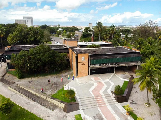 Toque de recolher determinado pela Prefeitura de Camaçari continua valendo após cessada a data das determinações do documento estadual (Foto: Reprodução)