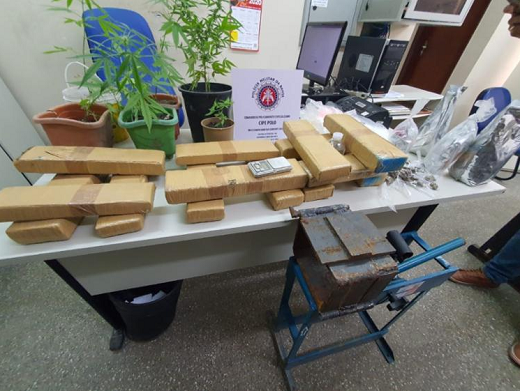 Material foi encaminhado à 26ª Delegacia Territorial (Abrantes) (Foto: Divulgação | SSP-BA)