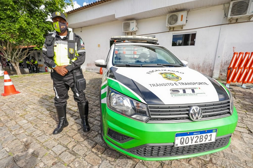 Superintendência de Trânsito e Transporte Público (STT), realizou a apresentação da nova frota de veículos e novo fardamento a ser utilizado pelos agentes (Foto: Divulgação | Ascom | PMC)