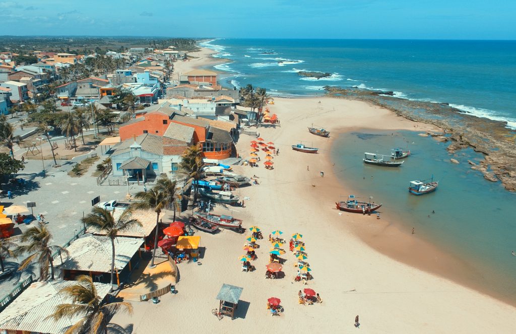 Trecho da praia de Arembepe - Foto: Ascom PMC