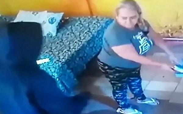 Após o crime, o assassino jogou os corpos das duas na cisterna do estabelecimento (Foto: Reprodução)