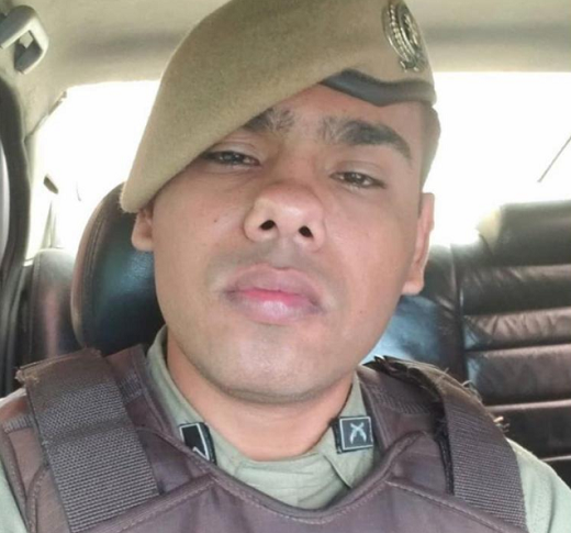 Policial militar, identificado como Ítalo Andrade, morreu após ser baleado (Foto: Reprodução)