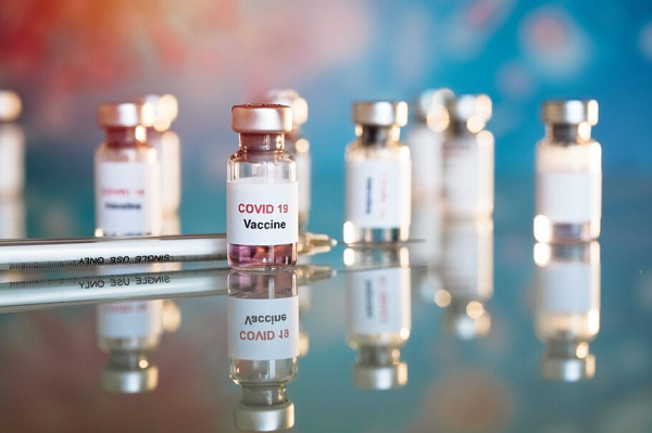 Vacina russa contra covid-19 induz resposta imune em testes preliminares (Foto: David Talukdar | Getty Images)