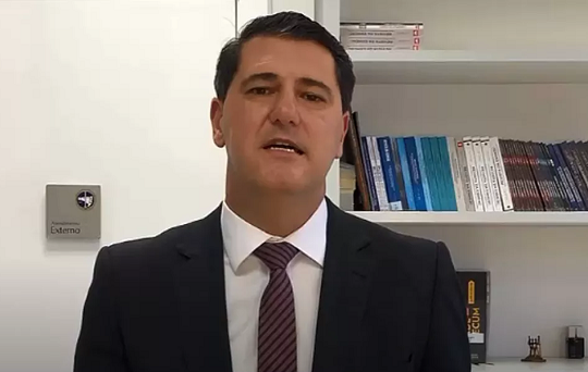 Cláudio Gastão da Rosa Filho, advogado do acusado do empresário André Camargo Aranha (Foto: Reprodução)
