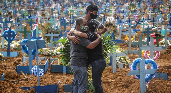 Nas últimas 24 horas, foram registradas 630 mortes (Foto: Reprodução)