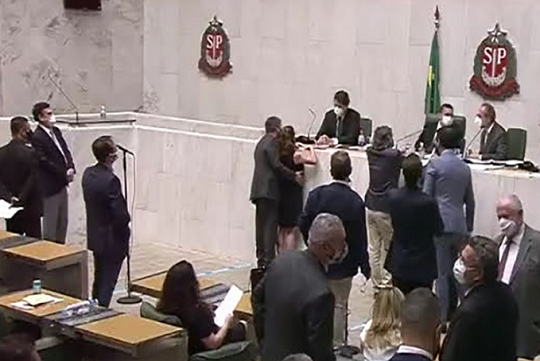 Deputado estadual Fernando Cury, acusado de assediar a deputada Isa Penna (PSOL) durante sessão da Assembleia Legislativa de São Paulo (Alesp) (Foto: Reprodução)