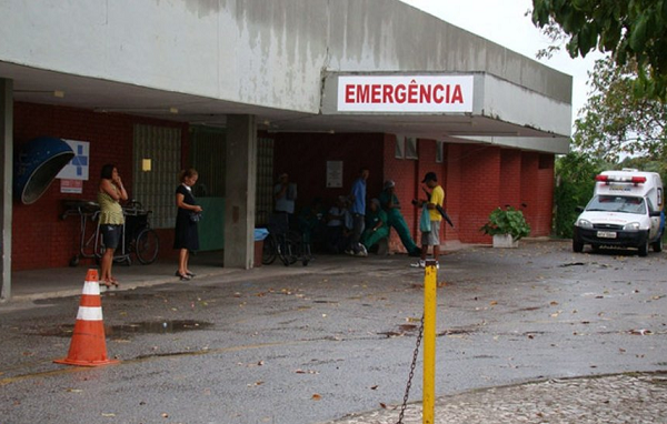 Emergência do Hospital Geral de Camaçari (HGC) (Foto: Reprodução)