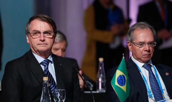 Presidente Jair Bolsonaro ao lado do Ministro da Economia, Paulo Guedes (Foto: Alan Santos | PR)