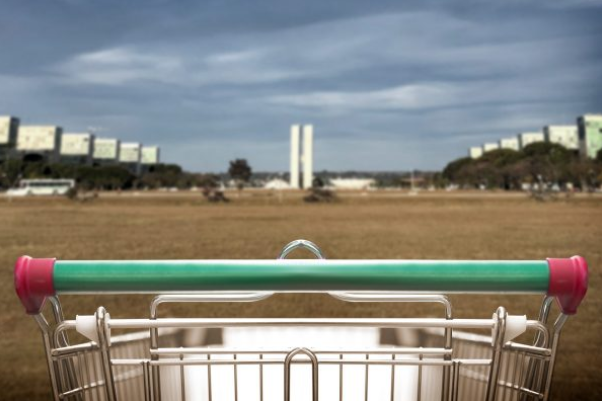 Compras do executivo somam um débito de R$ 32,7 milhões dos cofres da União (Foto: Reprodução)
