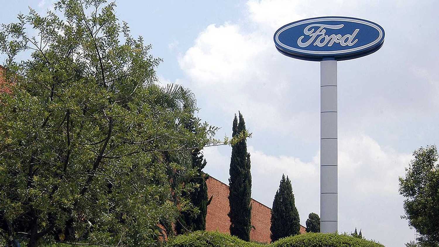 Procurada pelo site, a Ford afirmou que facilitará 'alternativas possíveis e razoáveis para partes interessadas adquirirem as instalações produtivas disponíveis.' - Foto: Reprodução