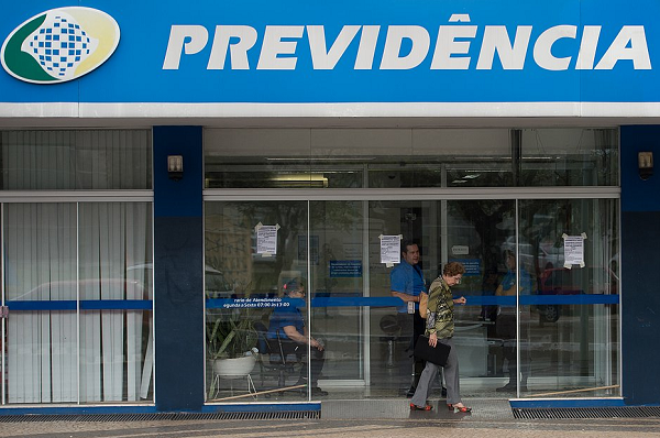 Falta da prova de vida não afetará o recebimento dos proventos ou pensões pelos beneficiários (Foto: Reprodução)
