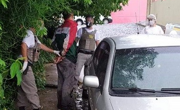 Homem foi preso pela segunda vez por espalhar o novo coronavírus de forma proposital (Foto: Reprodução)