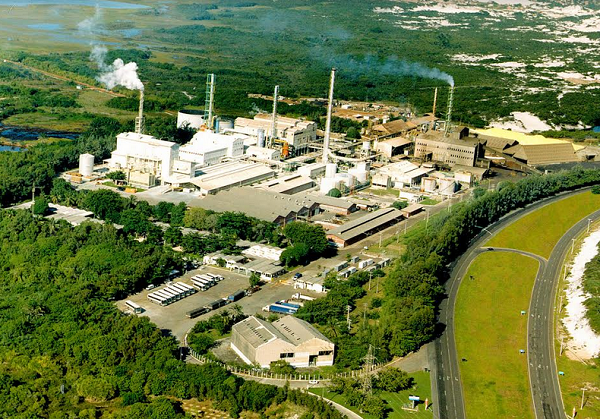 Tronox, primeira e única fábrica de pigmento de Dióxido de Titânio no Brasil, se consolidou com a instalação do Polo de Camaçari sete anos mais tarde, em 1978 (Foto: Reprodução)