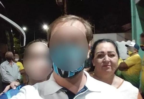 Servidora aposentada Jane Elisabete Toniasso morreu de Covid-19 cinco dias após participar do ato pró-Bolsonaro em Brasília, no dia 15 de maio (Foto: Reprodução/Facebook)