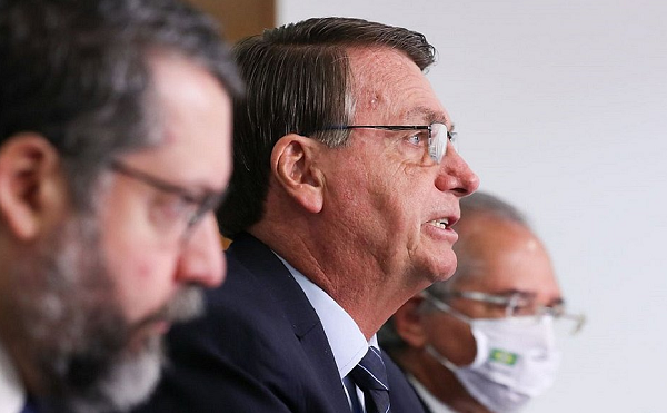 Presidente Jair Bolsonaro foi alertado pessoalmente sobre irregularidades na compra da vacina indiana Covaxin (Foto: Reprodução)