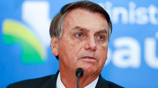 Bolsonaro deu a declaração na saída do Palácio da Alvorada (Foto: Alan Santos/PR)