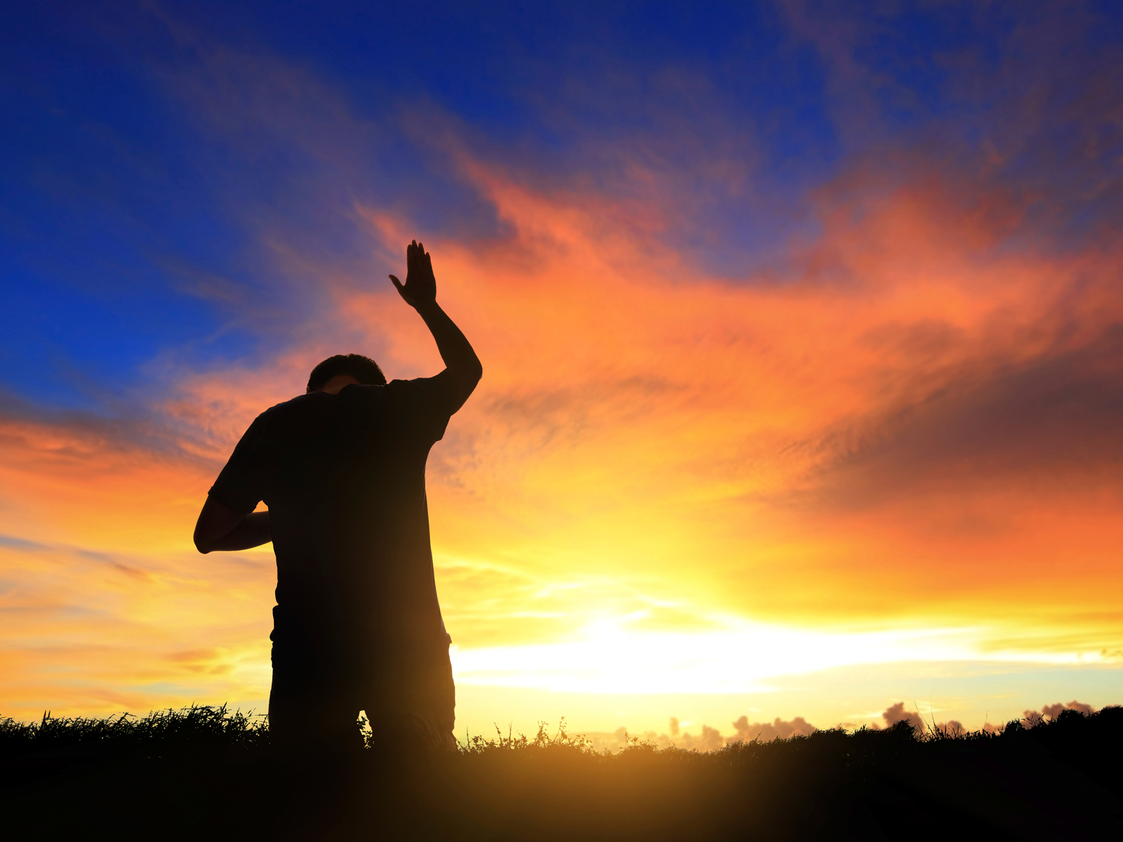 Nosso último suspiro na terra será nosso primeiro suspiro no céu (2 Coríntios 5:6–8; Lucas 16:22). O Espírito Santo nos foi dado como um anel de compromisso, uma certeza de que um evento maior certamente ocorrerá (2 Coríntios 1:22; 5:5) - Ilustração Google