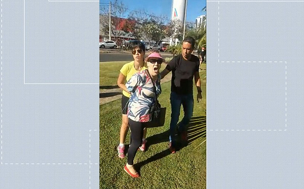 Mulher de 64 anos foi liberada após pagar fiança (Foto: Reprodução)