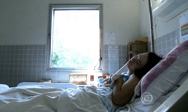 Aparentando ter 40 anos, ela chegou ao hospital em 2000, após ser atropelada por um ônibus (Foto: Reprodução)
