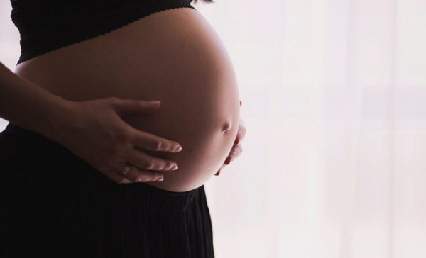 Gestante teve um quadro leve da doença (Foto: Pexels)