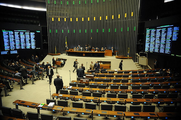 PEC do voto impresso foi rejeitada pela plenário da Câmara de Deputados (Foto: Reprodução)