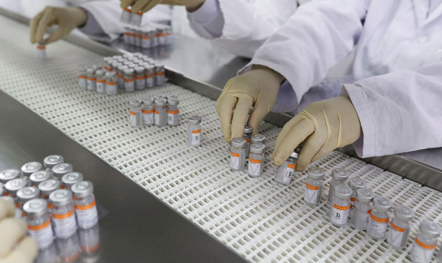 Doses da vacina CoronaVac foram fabricadas em local não inspecionado pela Anvisa (Foto: Marcelo Camargo/Agência Brasil)