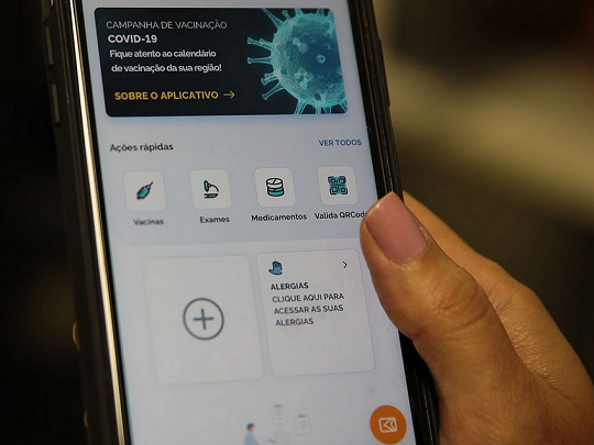 Embora o protocolo federal preveja essa mistura de imunizantes, a pasta admite não fornecer o certificado para quem tomou doses de marcas distintas (Foto: Marcello Casal Jr/Agência Brasi)