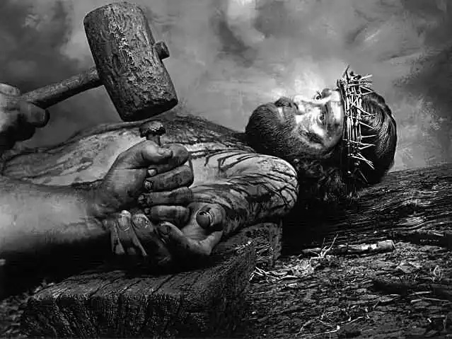 O ódio tão forte de Satanás por Deus e Jesus com certeza fez parte da motivação por trás da tortura e abuso contínuos. Foto: Ilustração Google