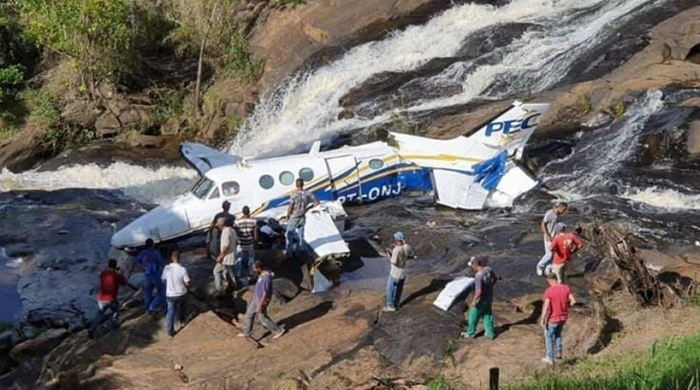 Avião transportava Marília Mendonça e mais quatro pessoas (Foto: Reprodução)