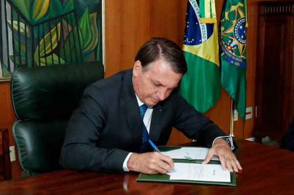 As nomeações são possíveis graças ao aumento de quase 50% das vagas em cinco tribunais (Foto: Alan Santos/PR)