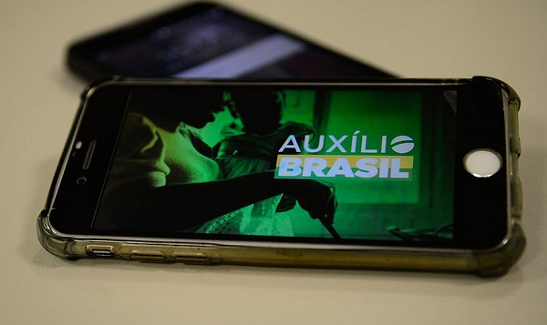 Em novembro, o valor médio do Auxílio Brasil foi R$ 224,41 (Foto: Marcello Casal jr/Agência Brasil)