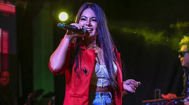 Paulinha Abelha, vocalista da banda Calcinha Preta (Foto: Reprodução)