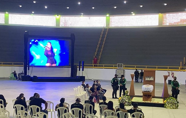 A cerimônia foi aberta ao público, no Ginásio Constância Vieira (Foto: Kedma Ferr/TV Sergipe)