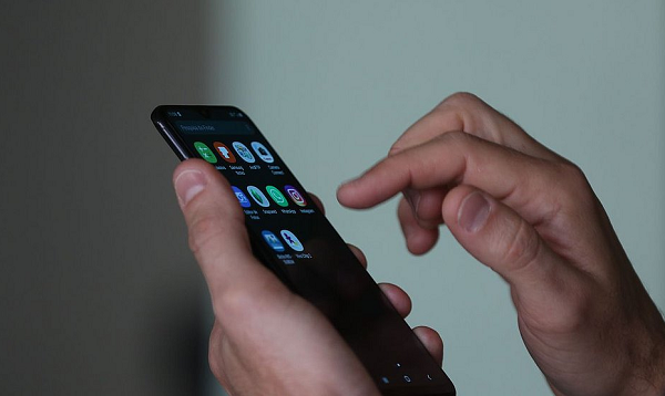 As mudanças valem apenas para as prestadoras de telefonia móvel (Foto: Tânia Rêgo/Agência Brasil)