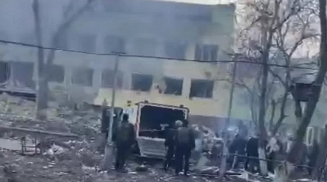 Ataque russo atingiu um hospital infantil e maternidade em Mariupol (Foto: Reprodução)