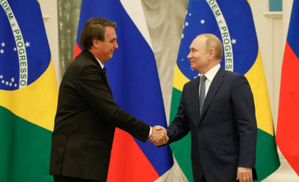 No mês passado, Jair Bolsonaro chegou na Rússia e teve encontros com Vladimir Putin (Foto: Alan Santos/PR)