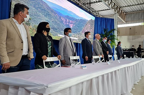 Em agosto, ministro da Educação, Milton Ribeiro, participou de evento com os pastores Arilton Moura e Gilmar Santos, em Coração de Maria (Foto: Reprodução/Prefeitura de Coração de Maria)