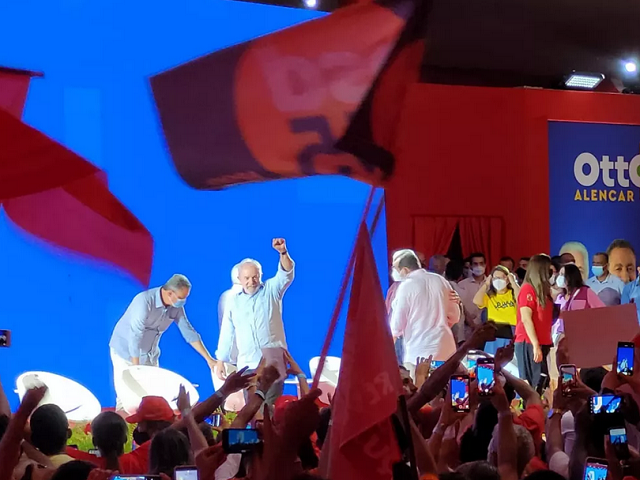 Encontro do PT com a presença de Lula em Salvador (Foto: Eric Luis Carvalho/g1 Bahia)