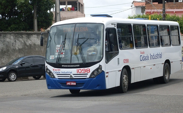 Viação Cidade Industrial (VCI) abandonou a prestação do serviço, mesmo tendo exclusividade nas linhas de diversos bairros em Camaçari (Foto: Reprodução)