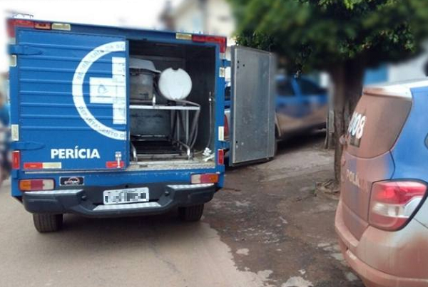 Os militares também isolaram o local e acionaram o Departamento de Polícia Técnica (DPT) para remoção do corpo e realização da perícia (Foto: Reprodução)