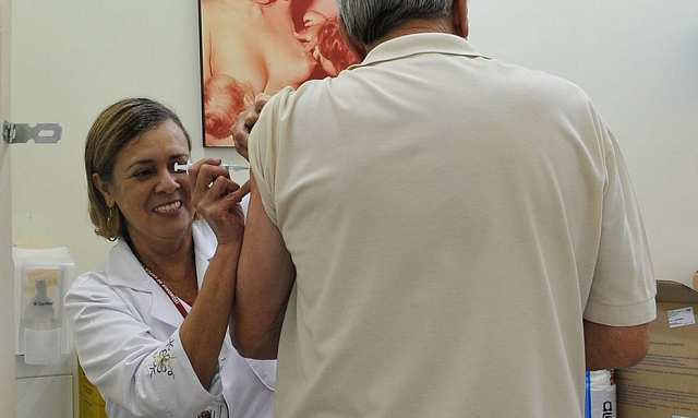A meta do Ministério da Saúde é imunizar cerca de 76,5 milhões de pessoas até o dia 3 de junho (Foto: Agência Brasil)