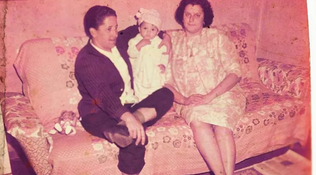 Rosângela Serra Paraná (ao centro) com Odyr de Paiva Paraná e Nilza da Silva Serra (Foto: Arquivo Pessoal)