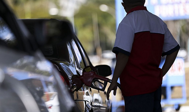 O cenário detalhado pela empresa indica que a Petrobras não está disposta a mudar sua política de preços atrelada ao mercado internacional (Foto: Marcelo Camargo/Agência Brasil)