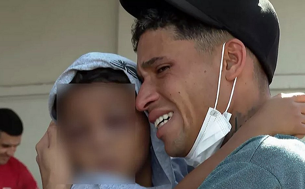 Menino de 4 anos ficou com o rosto desfigurado após ser espancado (Foto: Reprodução)