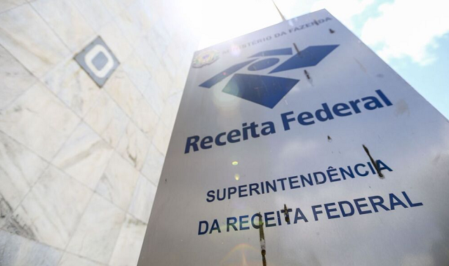 A Receita Federal esclarece que nem ela nem as alfândegas comercializam qualquer tipo de mercadoria (Foto: Marcelo Camargo/Agência Brasil)