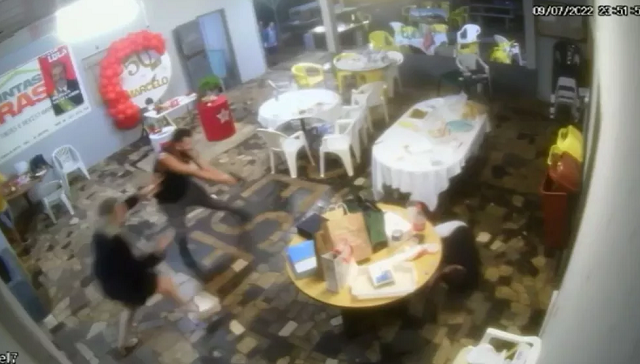 Câmera registraram o assassinato do tesoureiro do PT, em Foz do Iguaçu (Foto: Reprodução)