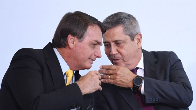 Em março e junho de 2020, ex-ministro da Casa Civil somou salários de R$ 926 mil (Foto: Evaristo Sá/AFP)
