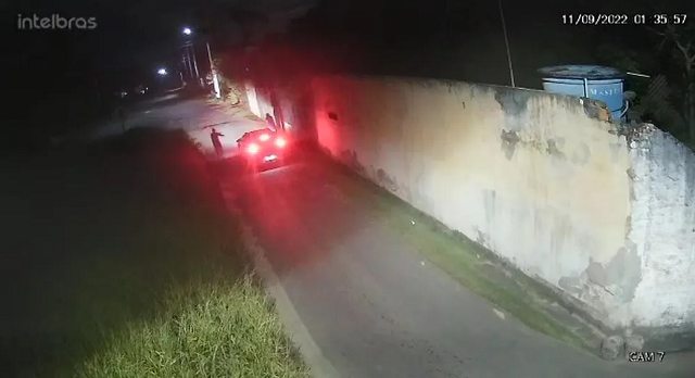 O crime foi cometido na noite de domingo (11) (Foto: Reprodução/TV Bahia)